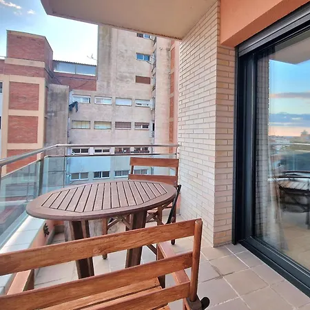 Rene Go2llolet アパート リョレート・デ・マル